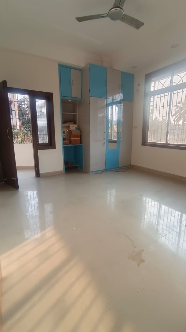Semi Furnished 3bhk in Income Tax Colony Rd, Bongaon, Guwahati, Assam, India for Rent